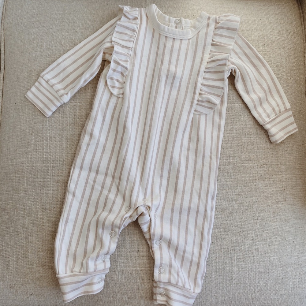 Pehr Ruffled long sleeve romper